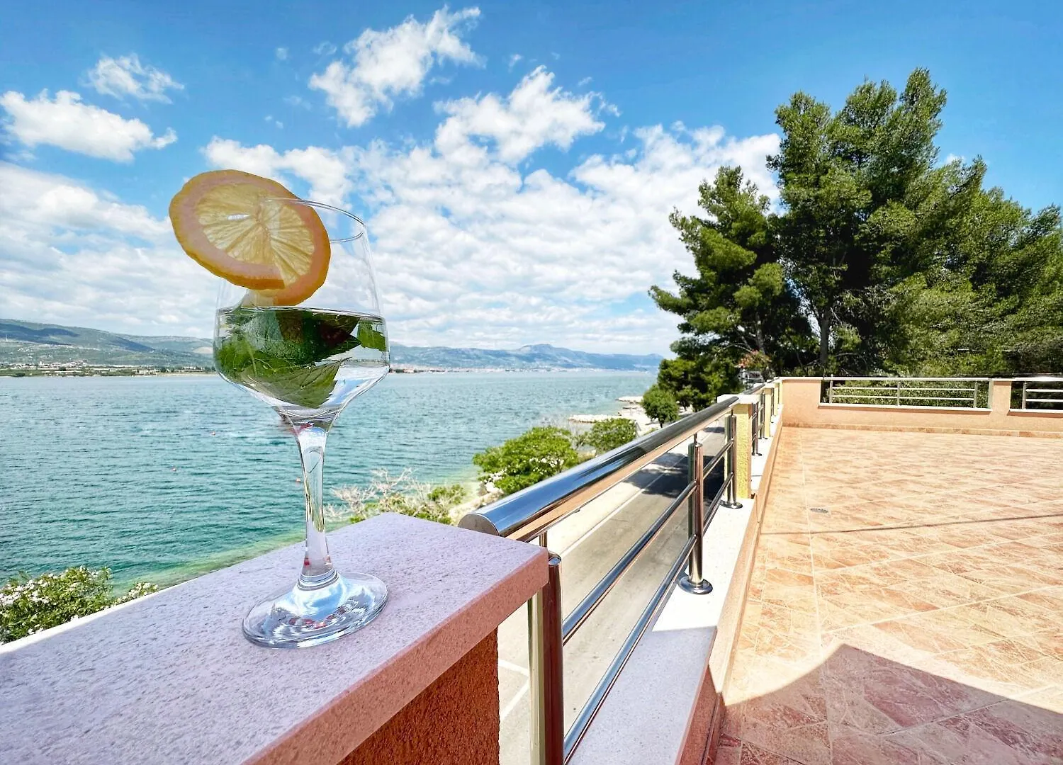 Apartments Vini Trogir