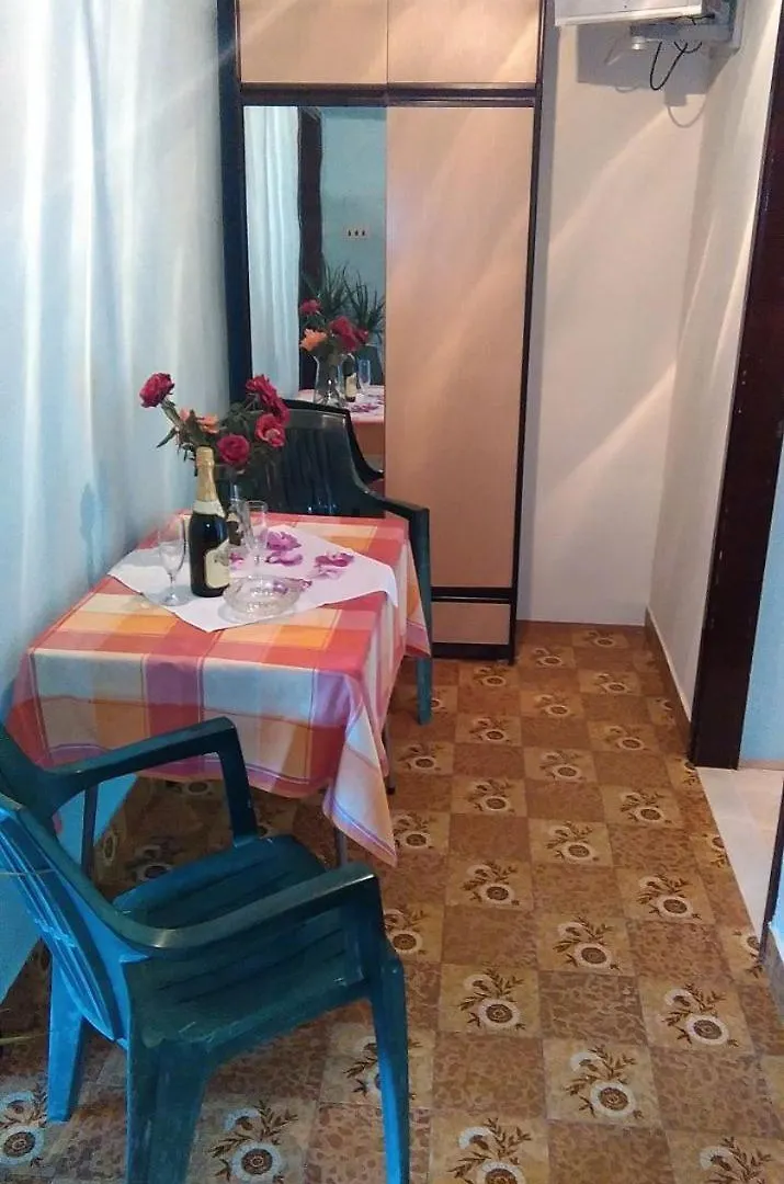 Apartments Vini Trogir 0*,  Chorvatsko