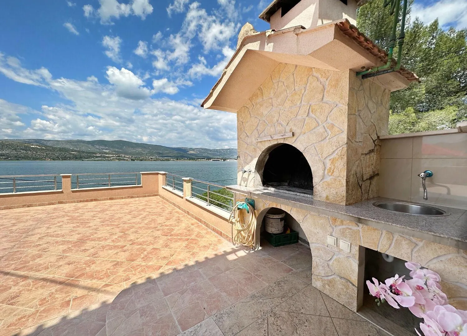 Apartments Vini Trogir